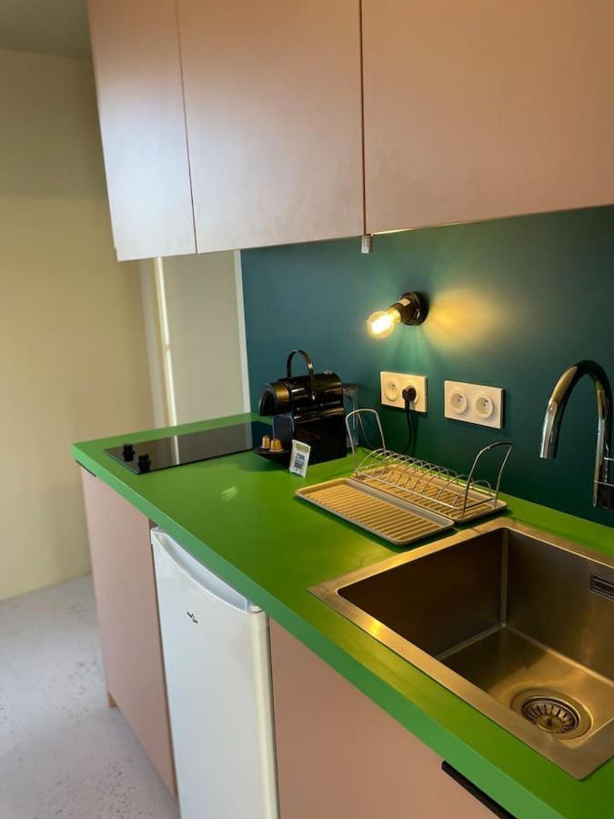 Charmant Studio Avec Parking - Confort Moderne Bourges Buitenkant foto