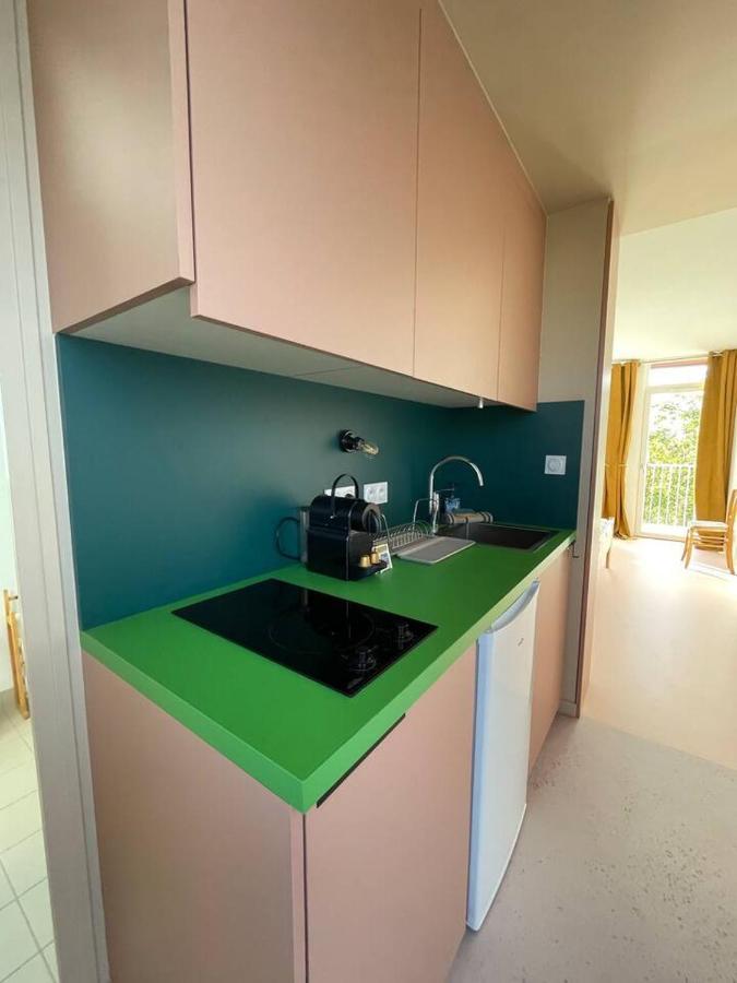 Charmant Studio Avec Parking - Confort Moderne Bourges Buitenkant foto